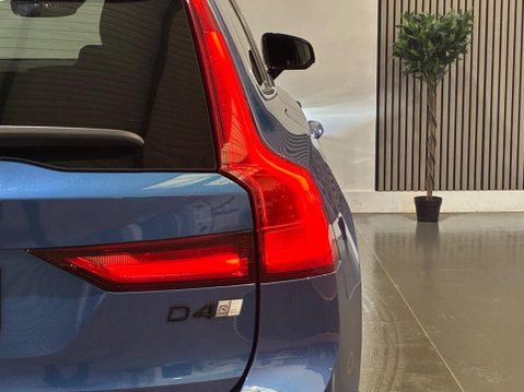 Volvo V90 2.0 D4 R-Design Auto Euro 6 (s/s) 5dr 48