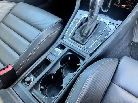 Volkswagen Golf R TSI 4MOTION DSG 20