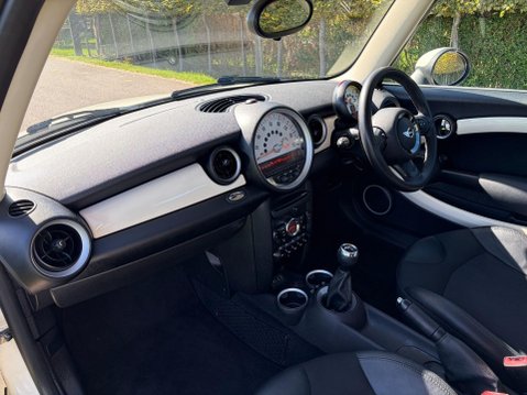 Mini Hatch 2.0 Cooper SD Euro 5 (s/s) 3dr 11