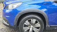 Peugeot 2008 1.2 PureTech Signature SUV 5dr Petrol EAT Euro 6 (s/s) (130 ps) 32
