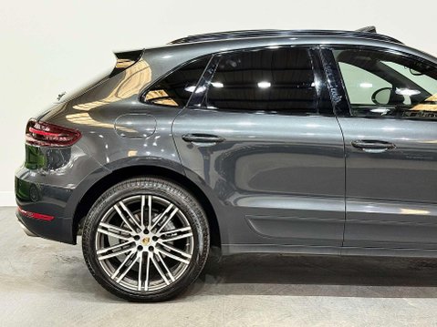 Porsche Macan 3.0 TD V6 S SUV 5dr Diesel PDK 4WD Euro 6 (s/s) (258 ps) 19