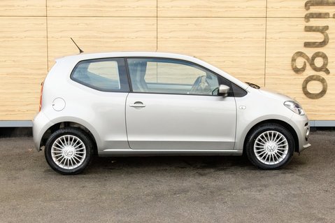 Volkswagen Up HIGH UP 12