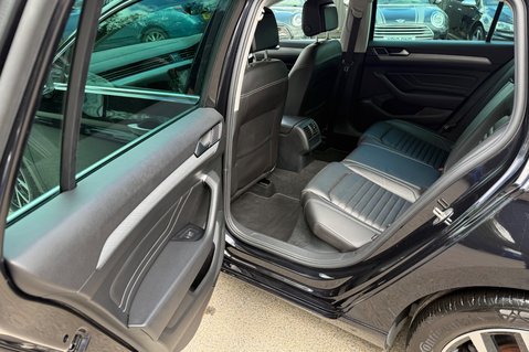 Volkswagen Passat SEL TSI EVO DSG - FULL LEATHER - VAT Q - FULL SERVICE HISTORY - ONE OWNER 26