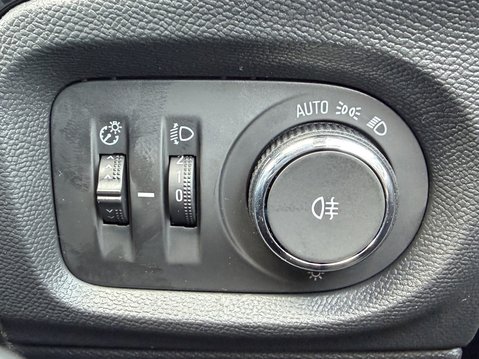 Vauxhall Corsa 1.2 Turbo Yes 5dr Auto [Winter Pack] 32