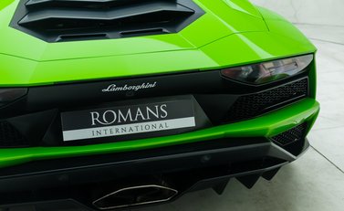 Lamborghini Aventador S LP 740-4 26