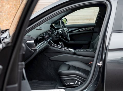 Porsche Panamera Turbo S E-Hybrid 16