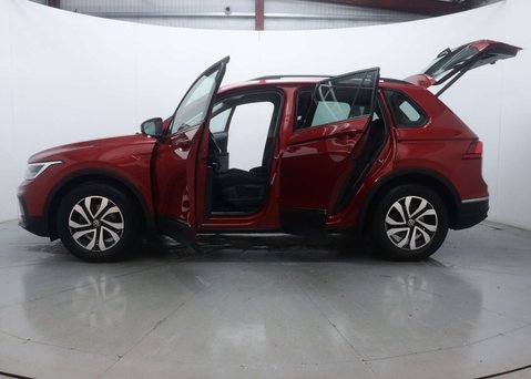 Volkswagen Tiguan 1.5 Tiguan Active TSi Semi-Auto 5dr 56