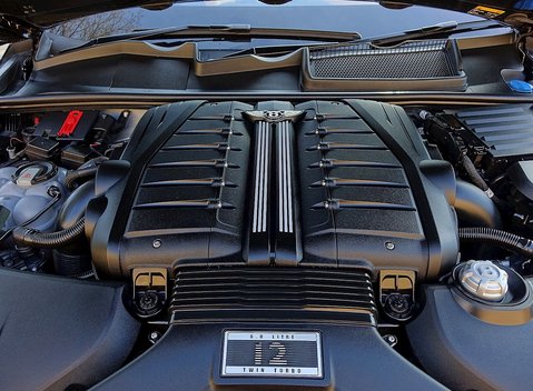 Bentley Bentayga 33