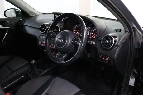 Audi A1 SPORTBACK TFSI SPORT 4