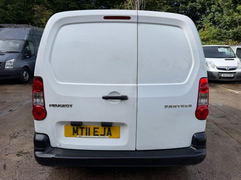 Peugeot Partner 1.6 HDi 625 SE Panel Van 4dr Diesel Manual L1 (153 g/km, 75 bhp) 11