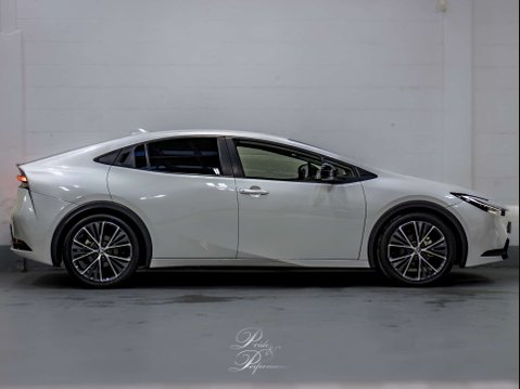 Toyota Prius 2.0 13.6kWh Design Hatchback 5dr Petrol Plug-in Hybrid CVT Euro 6 (s/s) (22 6
