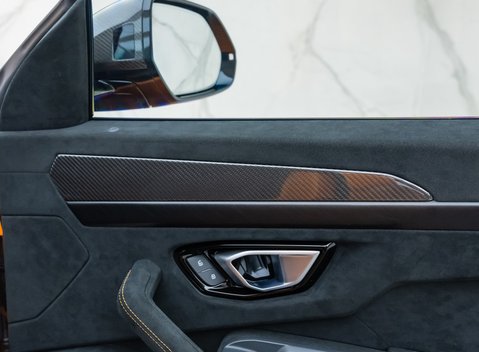 Lamborghini Urus Performante 29