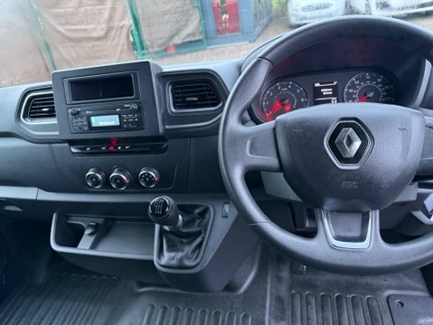 Renault Master 2.3 dCi 35 Business+ Panel Van 4dr Diesel Manual FWD LWB Medium Roof Euro 6 11
