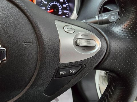 Nissan Juke 1.2 DIG-T N-Connecta Euro 6 (s/s) 5dr 36