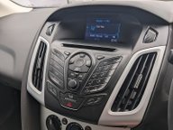 Ford Focus ZETEC NAVIGATOR TDCI 21