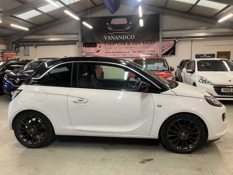 Vauxhall Adam GLAM 9