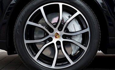 Porsche Cayenne Turbo 10