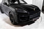 Porsche Cayenne GTS. WARRANTY. HUD. PANORAMIC ROOF. COMFORT ACCESS. BOSE. S/CHRONO. 40