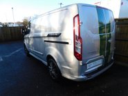 Ford Transit Custom 290 SPORT 2.0 ECOBLUE AUTOMATIC PANELVAN 6