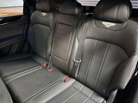 Bentley Bentayga 4.0d V8 SUV 5dr Diesel Auto 4WD Euro 6 (s/s) (435 ps) 39