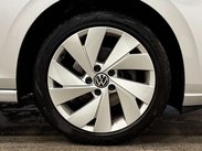 Volkswagen Golf 1.5 Golf Style eTSI Semi-Auto 5dr 5
