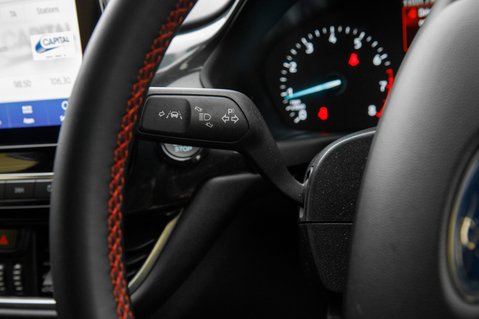 Ford Fiesta ST-LINE EDITION MHEV 17