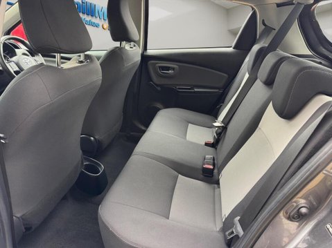 Toyota Yaris 1.5 VVT-i Icon Tech Euro 6 5dr 37