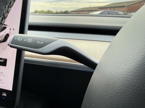 Tesla Model 3 Saloon 4dr Electric Auto RWD (241 bhp) 37