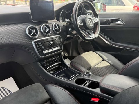 Mercedes-Benz A Class 2.1 A200d AMG Line (Premium) Hatchback 5dr Diesel 7G-DCT Euro 6 (s/s) (136 33