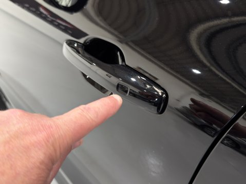 Volvo XC60 B5 ULTRA BLACK EDITION AWD 68