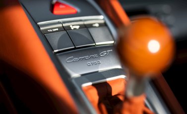 Porsche Carrera GT 20