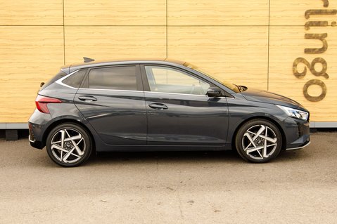 Hyundai i20 T-GDI PREMIUM 8