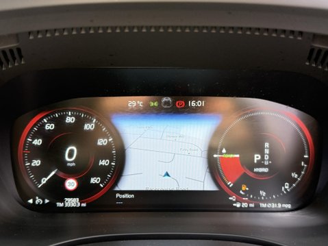 Volvo XC60 2.0h T6 Recharge 11.6kWh R-Design SUV 5dr Petrol Plug-in Hybrid Auto AWD Eu 41