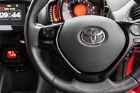 Toyota Aygo VVT-I X-TREND X-SHIFT TSS 17