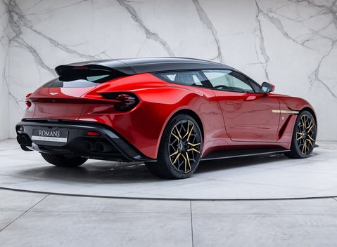 Aston Martin Vanquish Zagato Shooting Brake 3