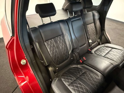 Mitsubishi Outlander 2.4 Outlander Exceed PHEV CVT 4WD 5dr 42