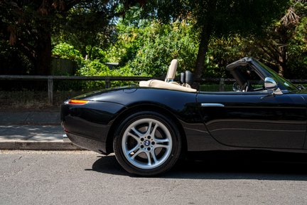 BMW Z8 Roadster 1,100km 14