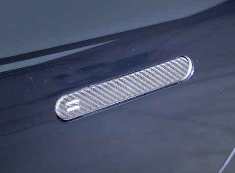 Aston Martin Vanquish S Ultimate 35