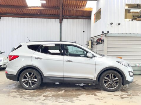 Hyundai SANTA FE 2.2 CRDi Premium SE 4WD Euro 5 5dr (7 seat) 3