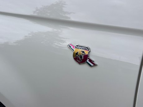 Abarth 500 1.4 T-Jet Euro 5 3dr 15