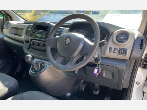 Renault Trafic 1.6 dCi 27 Business+ Panel Van 5dr Diesel Manual SWB Standard Roof Euro 5 ( 24