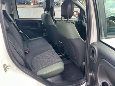 Fiat Panda 0.9 TwinAir 4x4 Euro 6 (s/s) 5dr 11