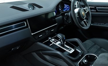 Porsche Cayenne GTS Coupe 15