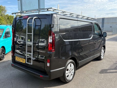 Renault Trafic 2.0 dCi Blue SL28 Sport Panel Van 5dr Diesel Manual L1 H1 Euro 6 (s/s) (130 23