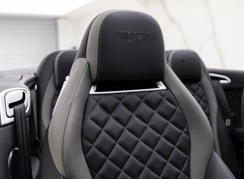 Bentley Continental GT V8 S Convertible Black Edition 13