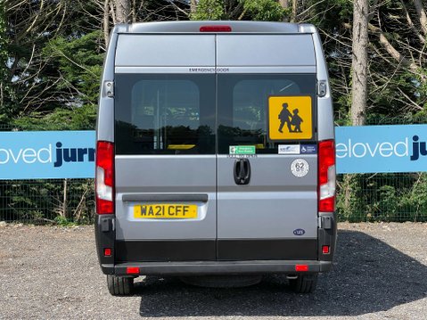 Peugeot Boxer 2.2 Boxer 440 L4H2 17-Seat Non-D1 Lightweight minibus with Hydraulic Passen 12