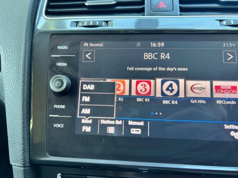 Volkswagen Golf SE NAVIGATION TSI EVO DSG 30