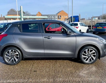 Suzuki Swift 1.2 Swift SZ5 DualJet MHEV 5dr 10