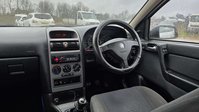 Vauxhall Astra 1.4i 16v Enjoy Hatchback 5dr Petrol Manual (167 g/km, 89 bhp) 18