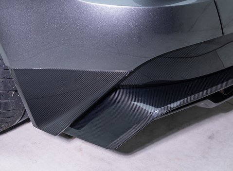 Aston Martin Vantage GT8 39